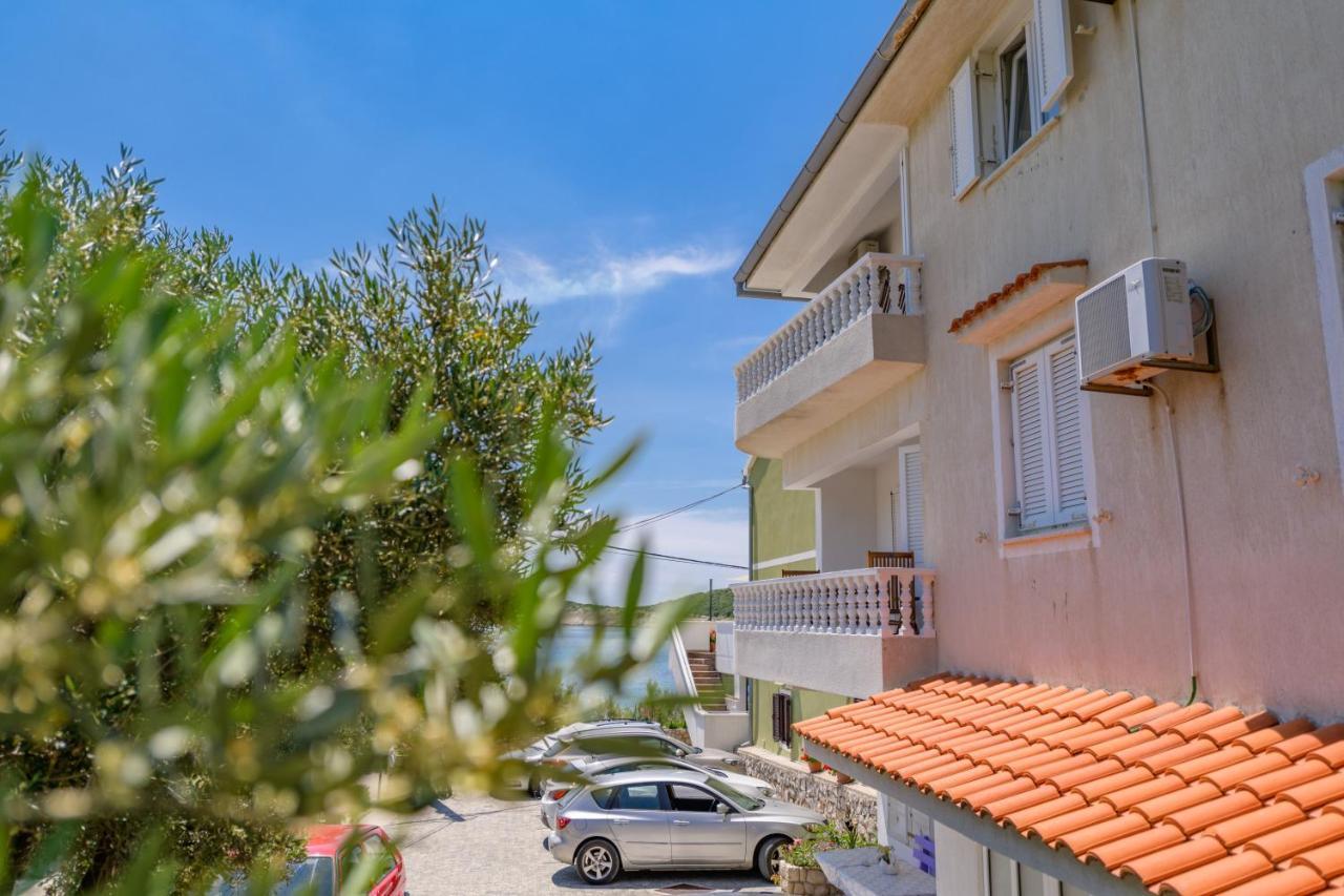 Apartmani Noris Martinscica  Luaran gambar